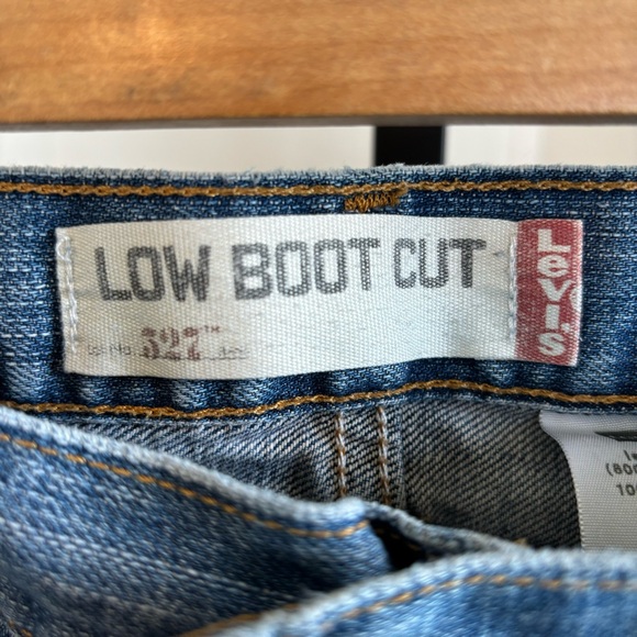 Levis 527 Low Bootcut Cowboy Medium Wash Denim Blue Distressed Jeans Mens 38x30 - Picture 7 of 9